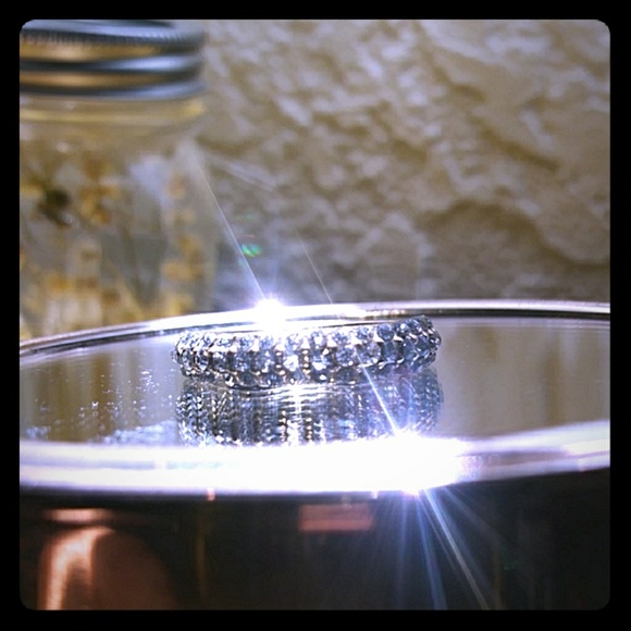 Ring - Picture 1 of 1